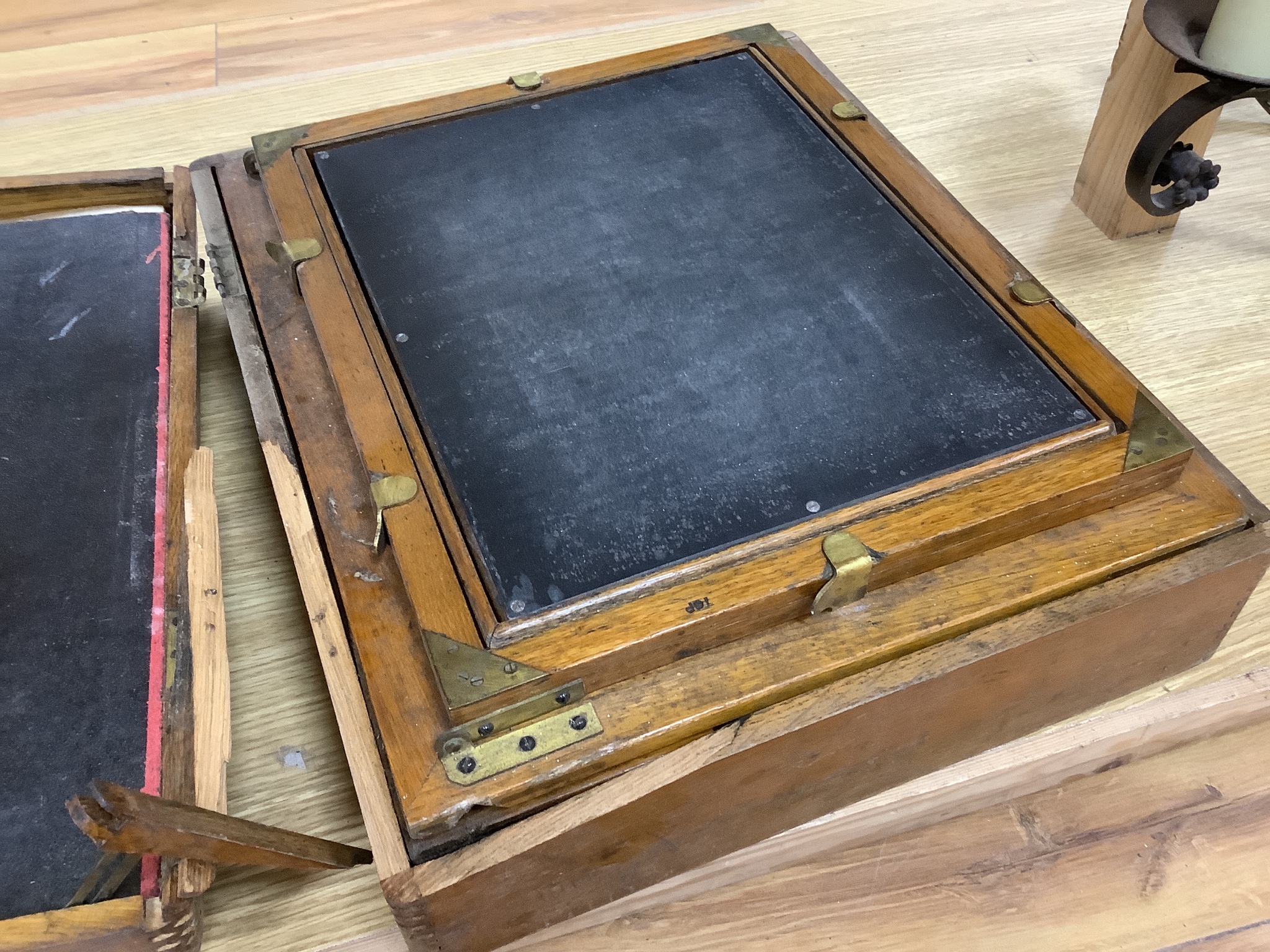 A 20th century oak cased artists’ box (A/F) together with eleven various oil studies on board, many signed and a collection of unframed French impressionist style studies (quantity)